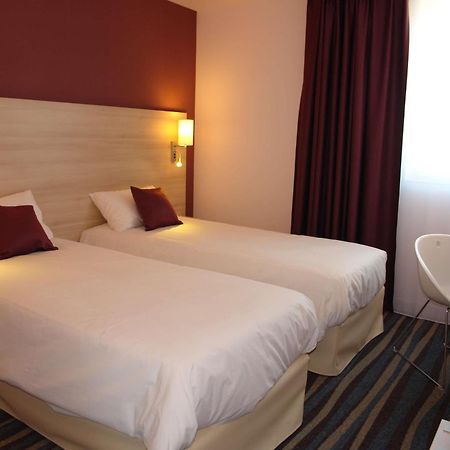 Brit Hotel Vendee Mer Les Achards  Ngoại thất bức ảnh