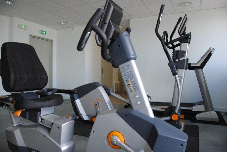 Brit Hotel Vendee Mer Les Achards  Ngoại thất bức ảnh