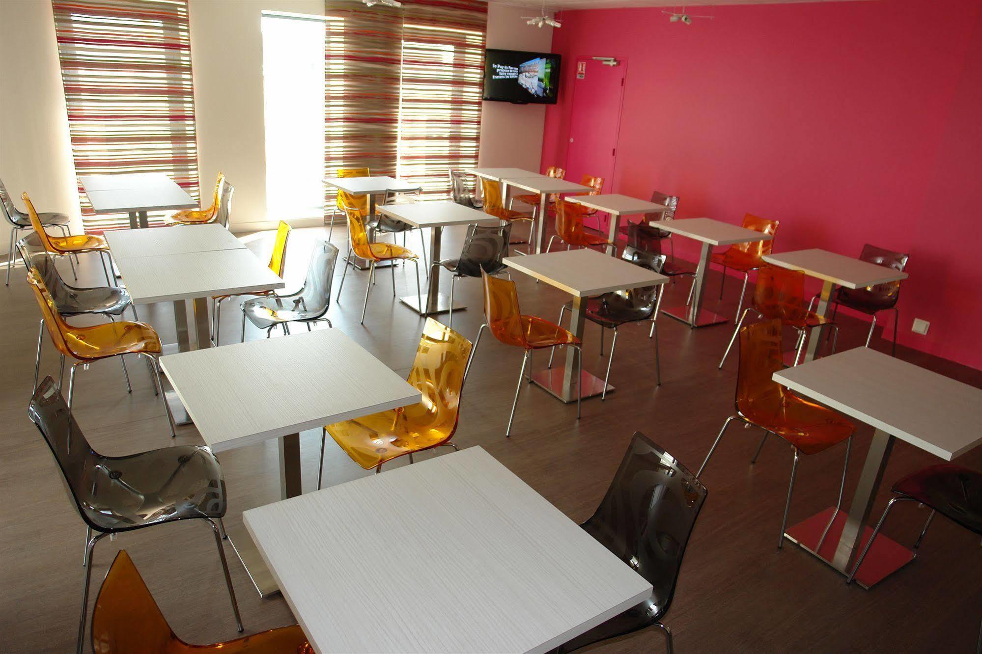 Brit Hotel Vendee Mer Les Achards  Ngoại thất bức ảnh